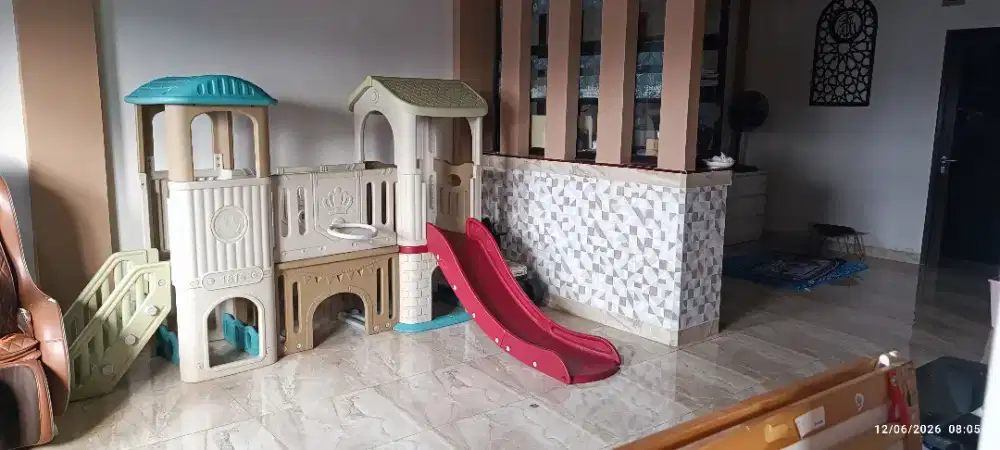 Playhouse Anak Premium Besar + Perosotan + Ring Basket