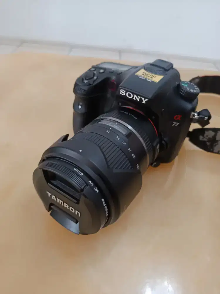 Kamera Sony A77i + Lensa Tamron 16-300