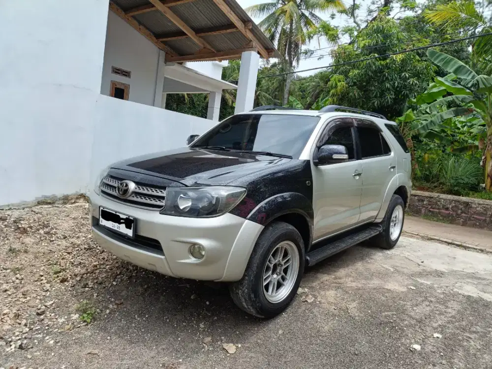Toyota fortuner 2.7 G lux
