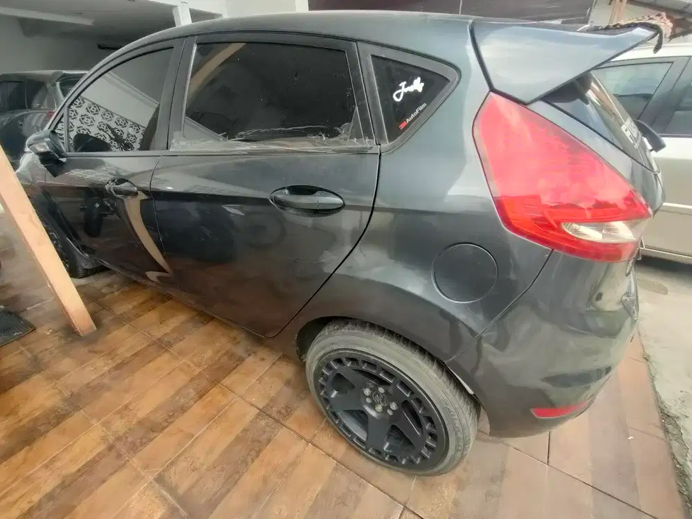 Ford Fiesta 2010 Bensin