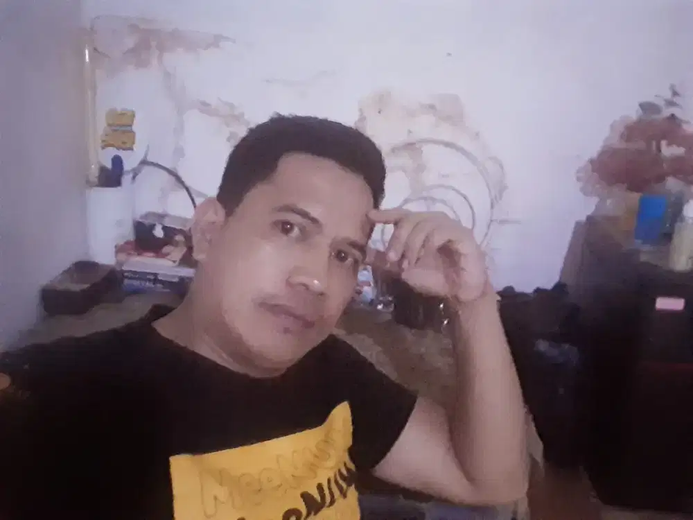 SAYA MENCARI PEKERJAAN