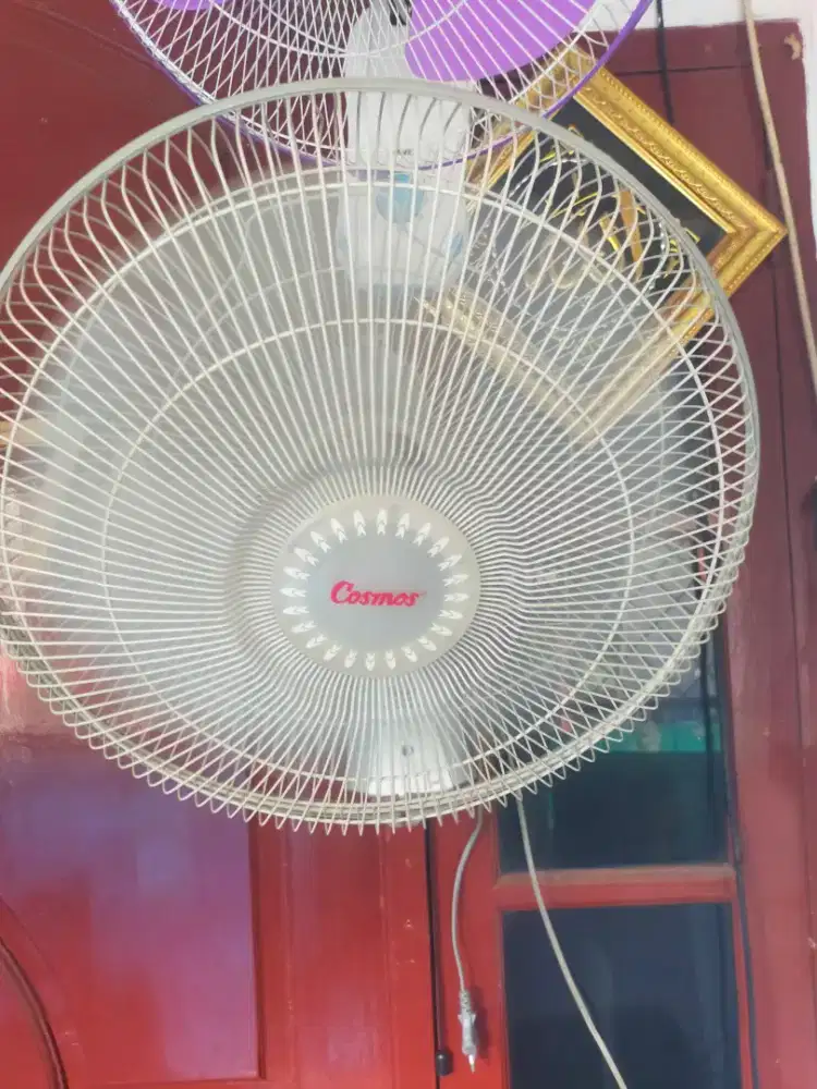 Kipas Angin tembok Cosmos