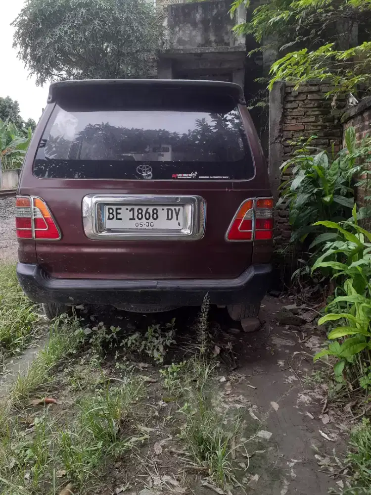 Kijang kapsul 2003 MT bensin pajak panjang
