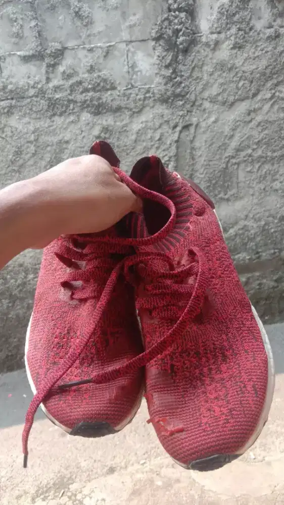 Jual Sneaker Adidas Ultraboost