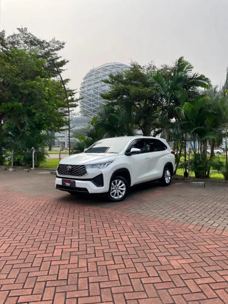 Toyota Kijang Innova Zenix 2.0 V CVT 2025 KM LOW PAJAK PANJANG