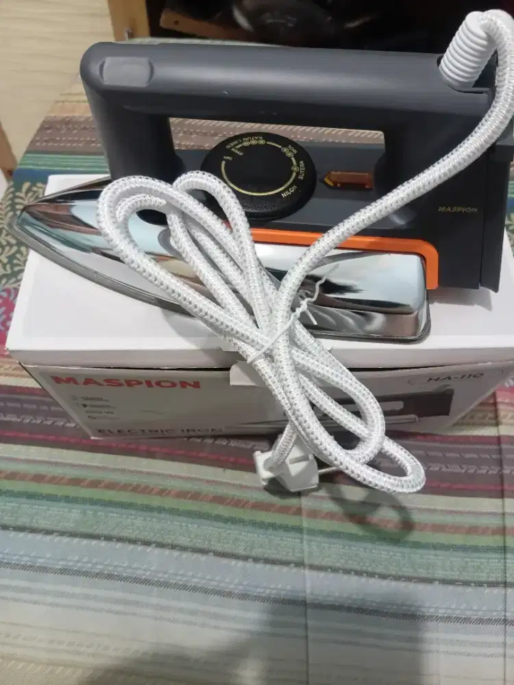 Dijual setrika baju