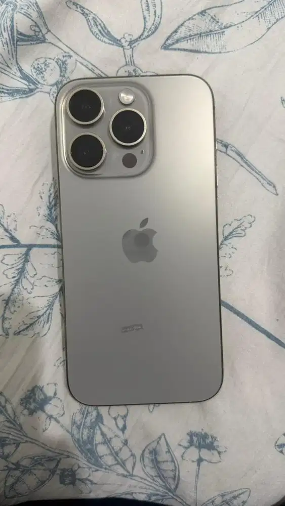 Jual Iphone 15PRO 128GB Titanium. Pemakaian Bagus