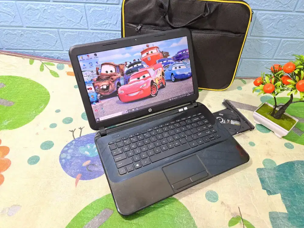 Laptop hp 14 mulus no minus siap pakai lancar jaya