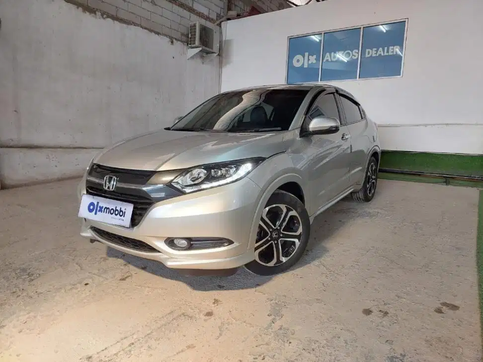 TDP 10 JT Honda HR-V 1.8 Prestige Bensin-AT Abu 2015