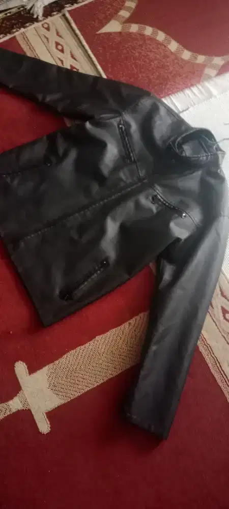 Jaket semi kulit sz l