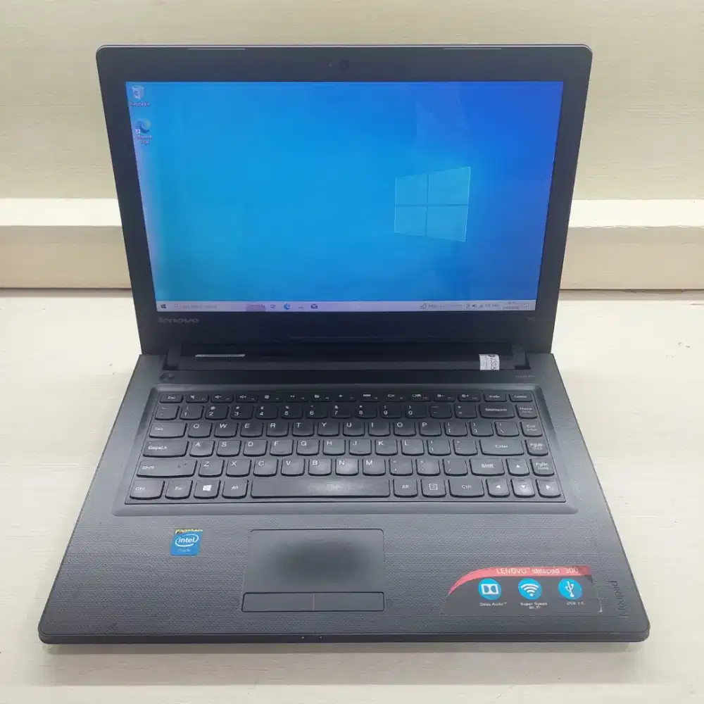 Laptop Lenovo Ideapad 300