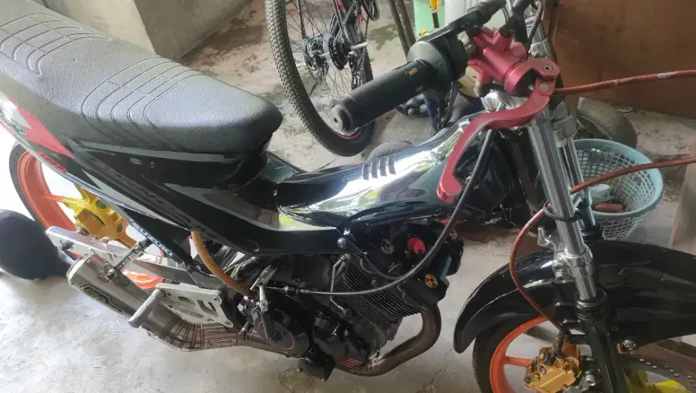 Dijual Cepat Motor Satria F 2010 Modif