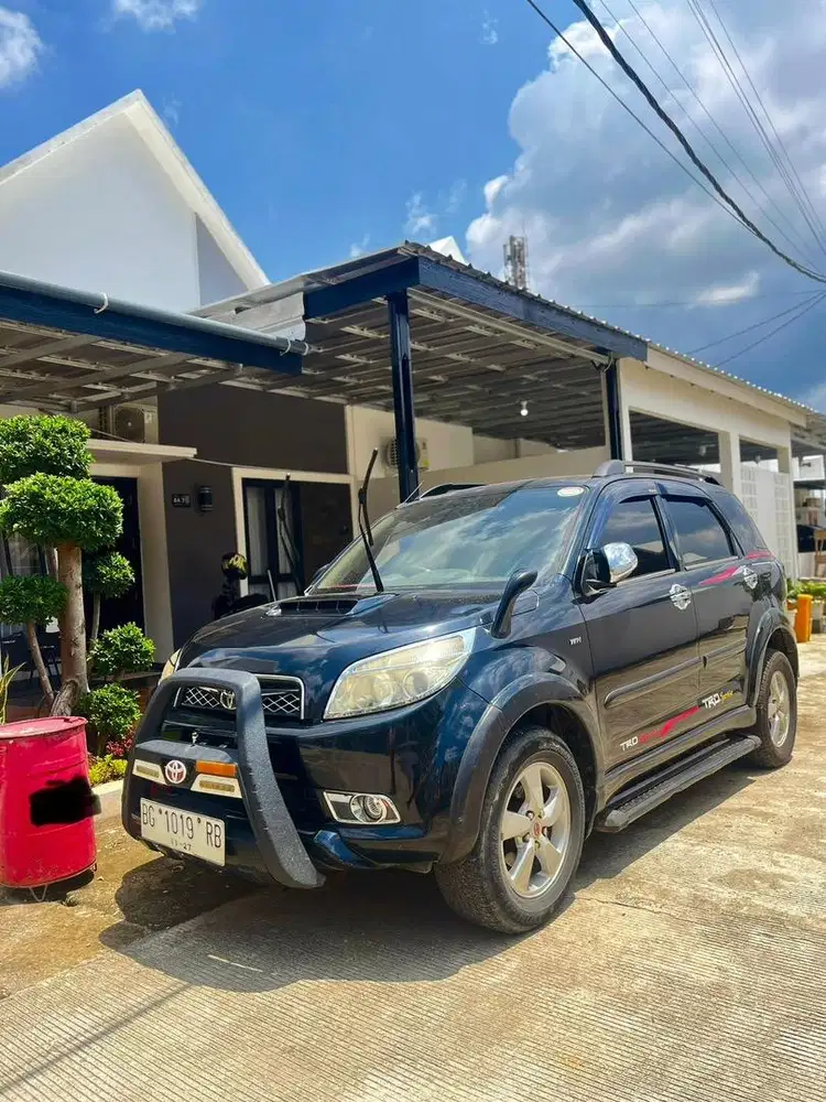 Dijual !!! Mobil Rush Tahun 2010 type Trd Sportivo