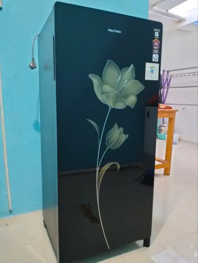 KULKAS POLYTRON 1 PINTU LIKE NEW