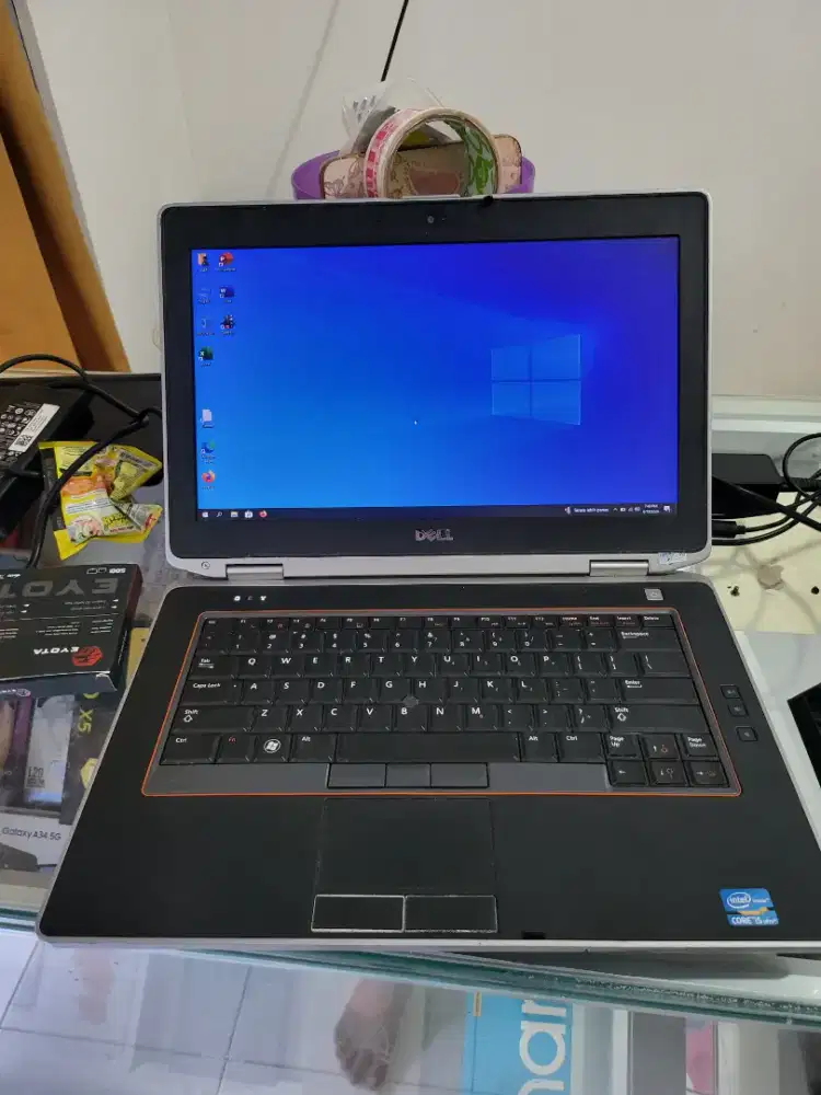 Dell latitude core i5 Ram 8GB
