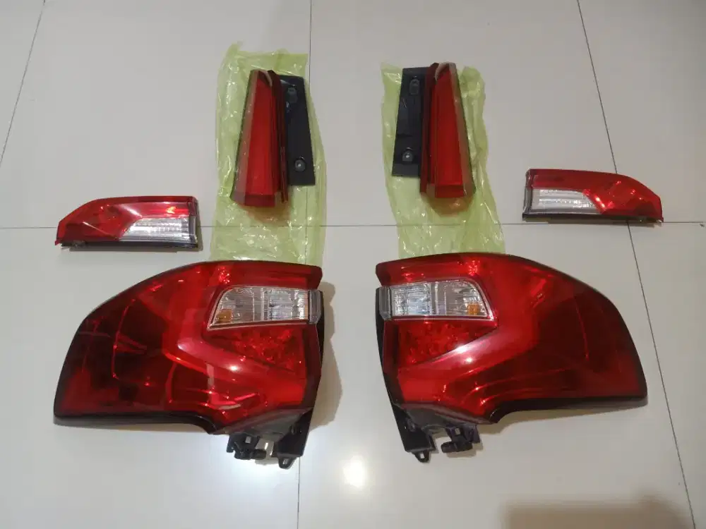 Lampu Belakang XL7