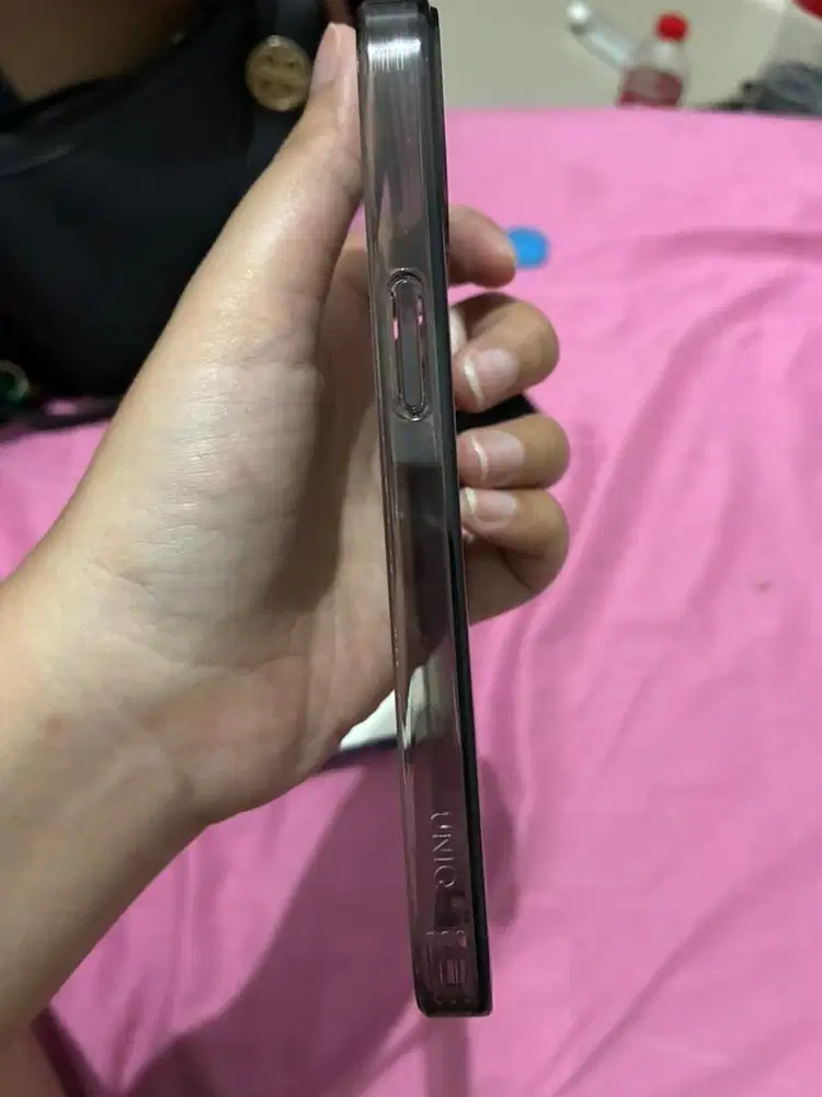 Case UNIQ untuk iphone 13