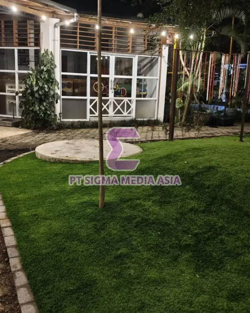 Rumput Sintetis Taman