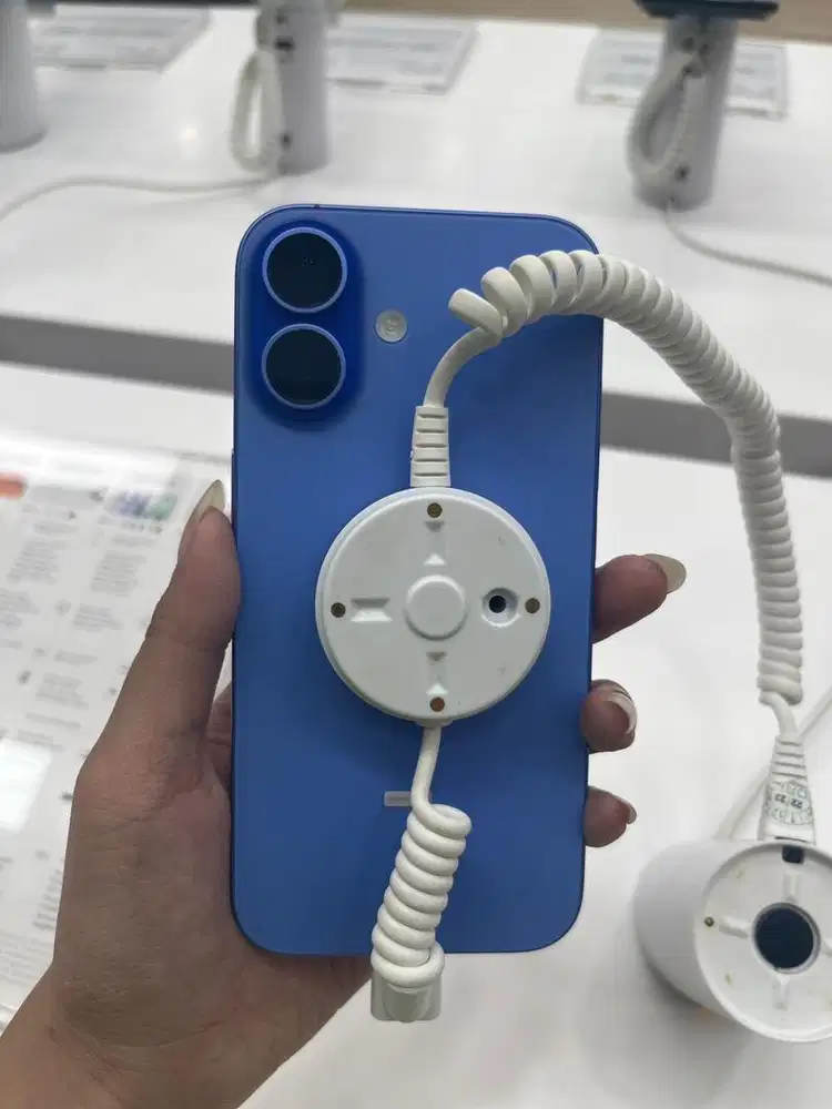 iphone 16 basic