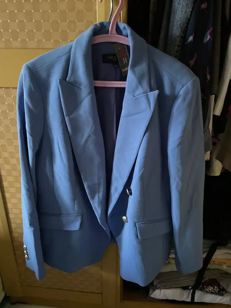 Blazer wanita,warna biru,kondisi baru