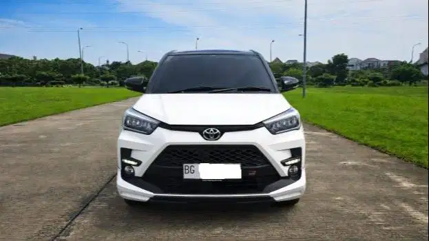 TOYOTA RAIZE 1.0T GR SPORT A/R 2022/2023