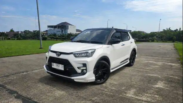 TOYOTA RAIZE 1.0T GR SPORT A/R 2022/2023