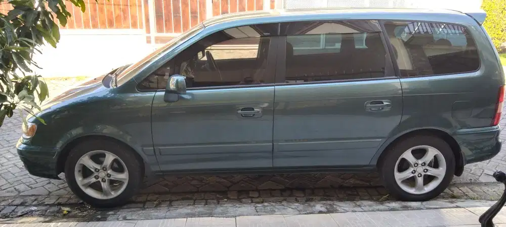 Hyundai Trajet 2000 Bensin