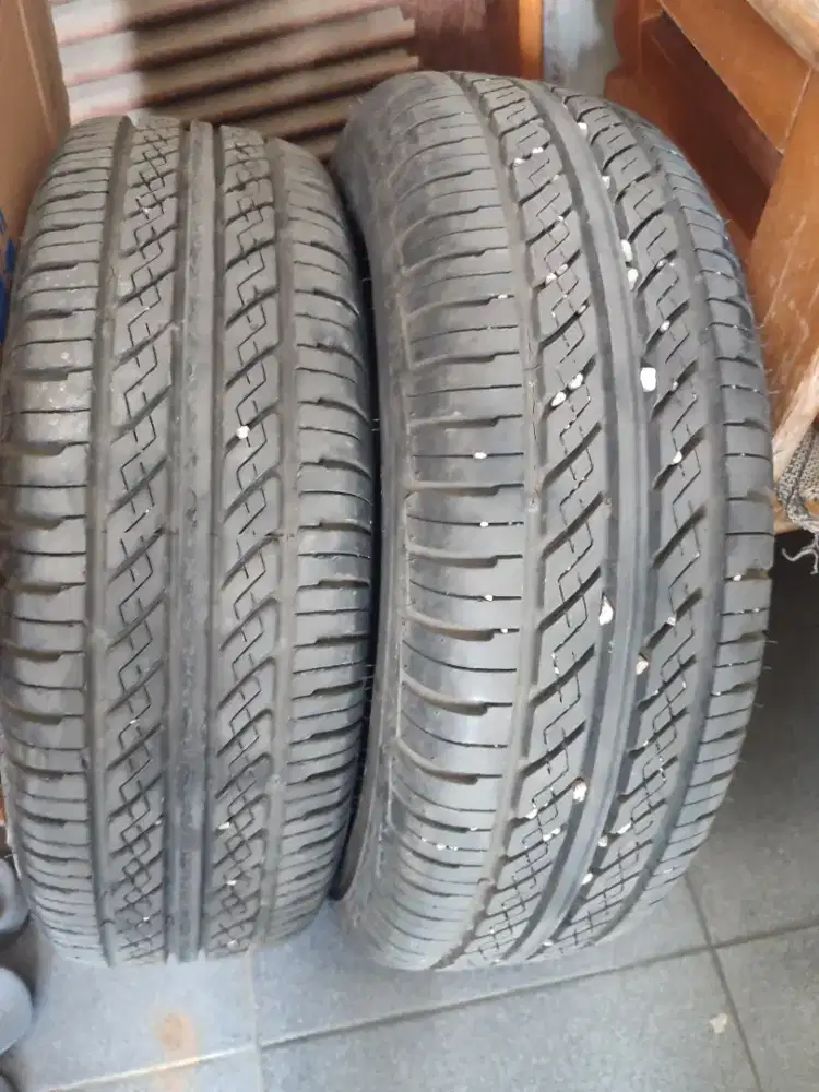 Ban 175 65 R14 Achiles