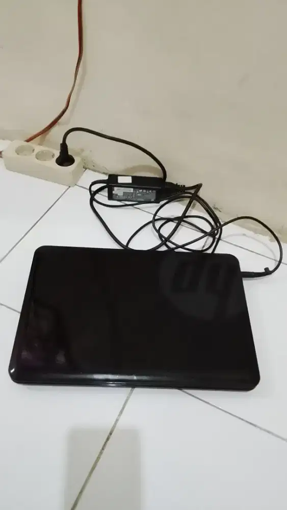 Laptop HP 1000 Ram 2/500