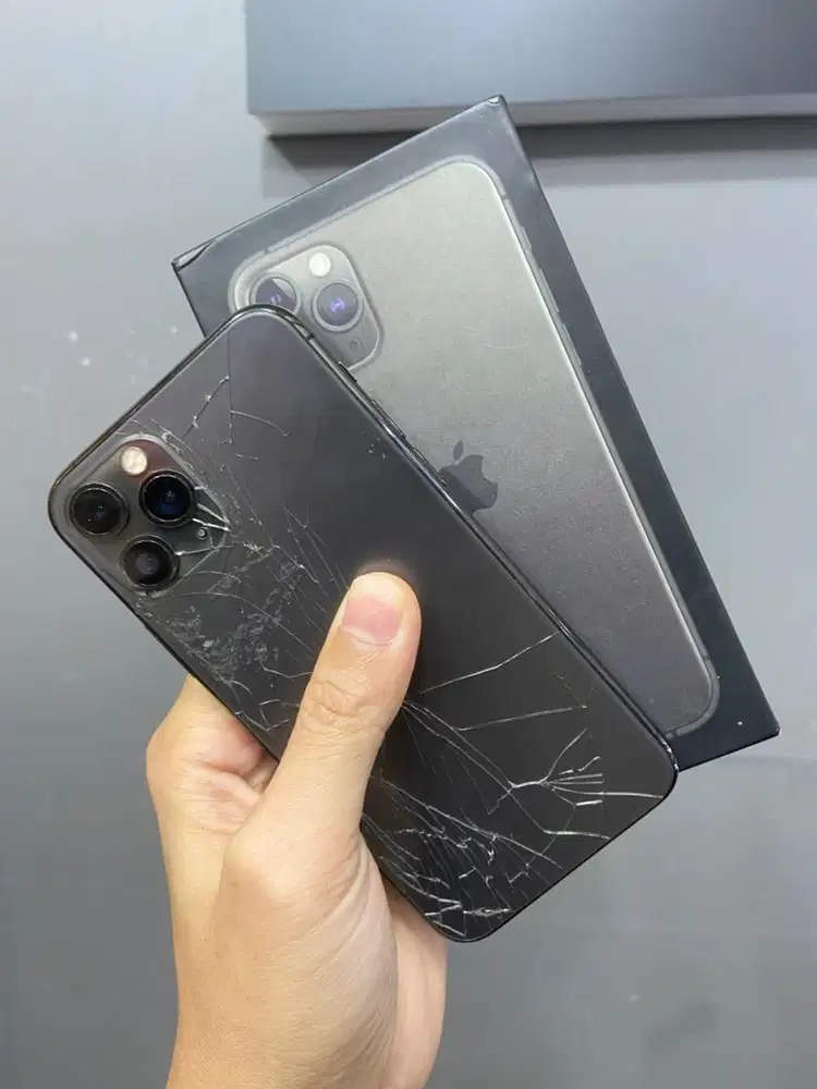 JUAL CEPAT IPHONE 11 PRO 64GB MINUS PECAH BECKDOR BEBAS CEK SEPUAS NYA