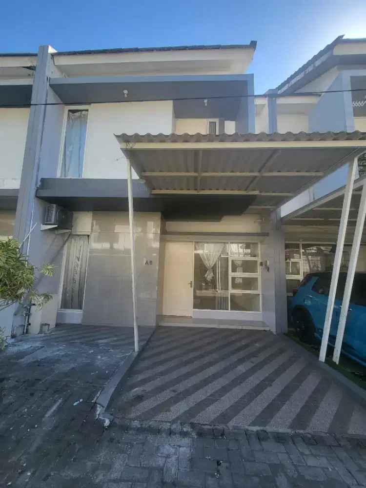 Dikontrakkan rumah 2 lantai