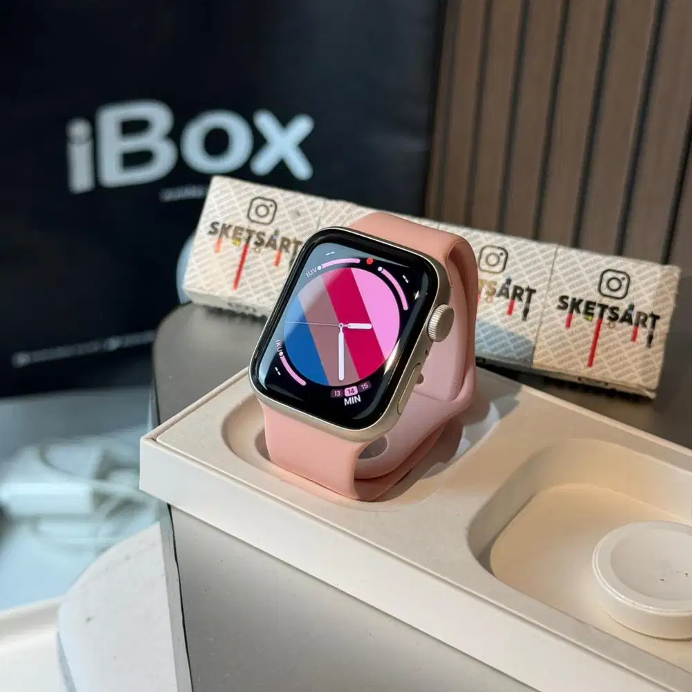 Apple Watch Series SE Gen 2 40mm Starlight iBox iwatch Battery 97%