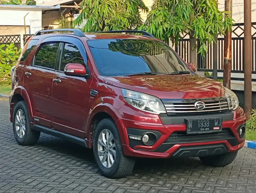 Terios R Adventure 2016 AT type tertinggi bkn 2015