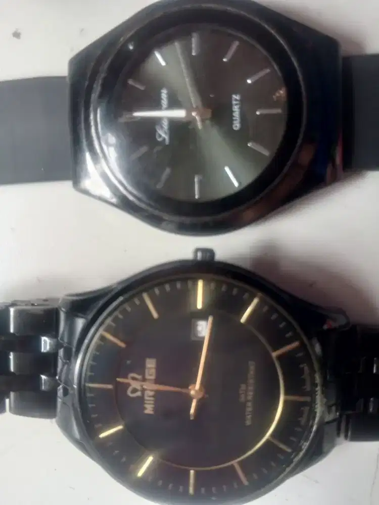 Jam tangan pria