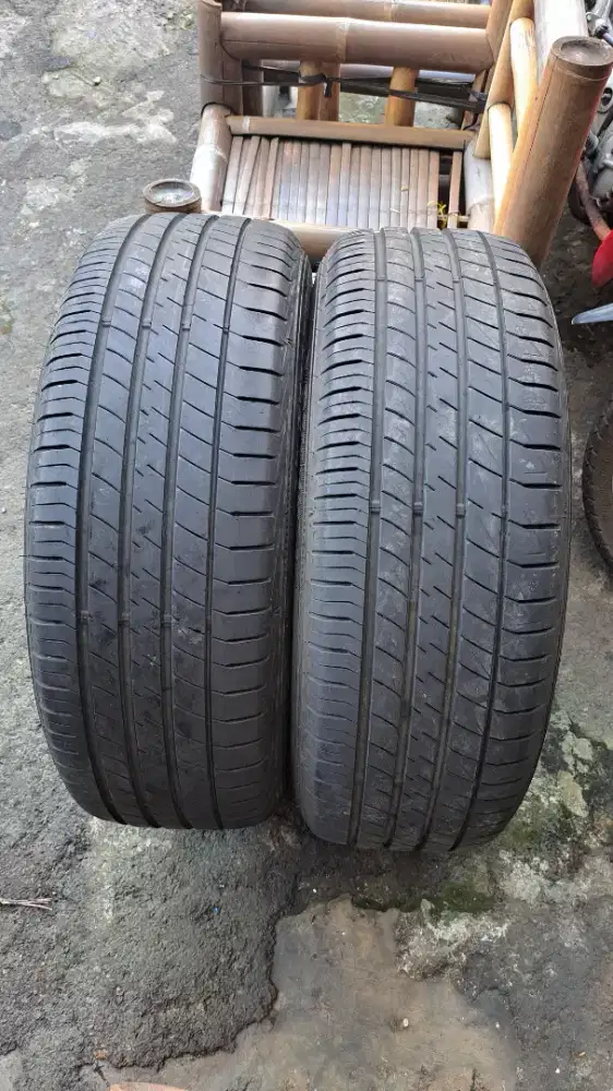 225 60 r18 dunlop masih sangat bagus