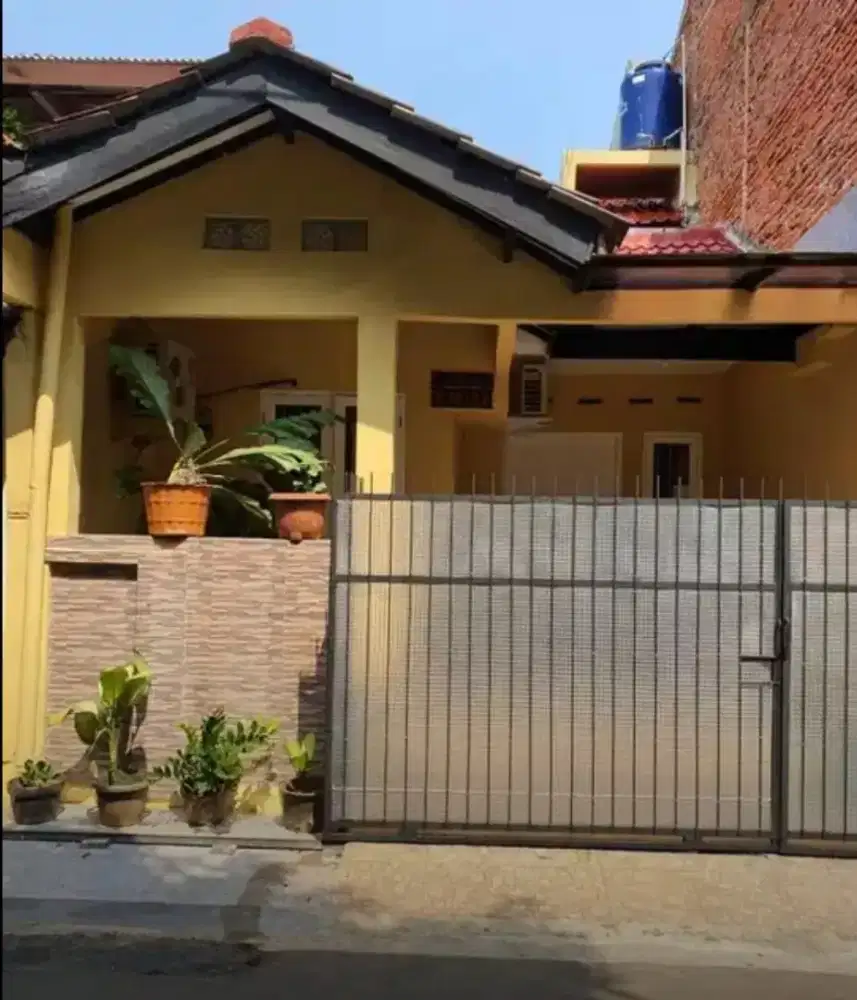 Disewakan Rumah Minimalis di Benda Baru Pamulang 2