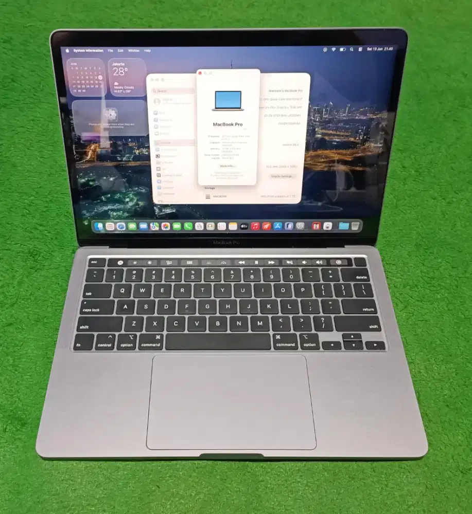 Apple Macbook Pro 2020 13inch i7 32/1 TB Grey Touchbar Murah