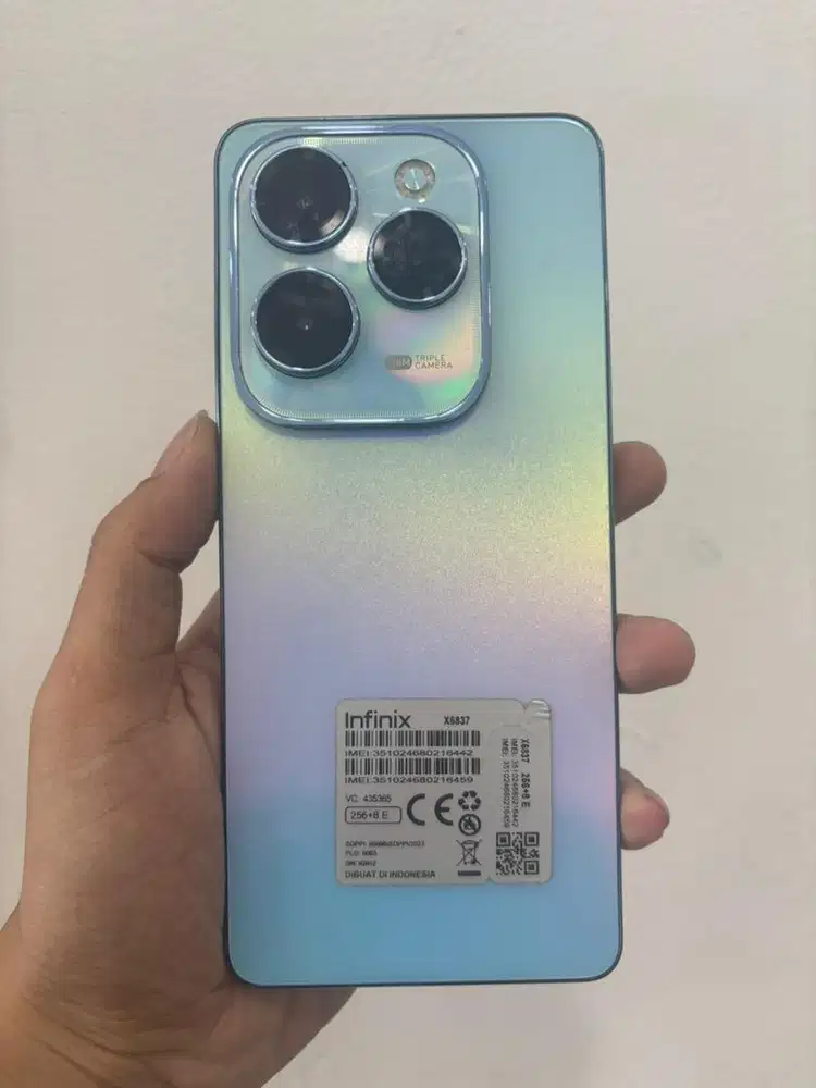 INFINIX hot 40 pro 8/256 seken