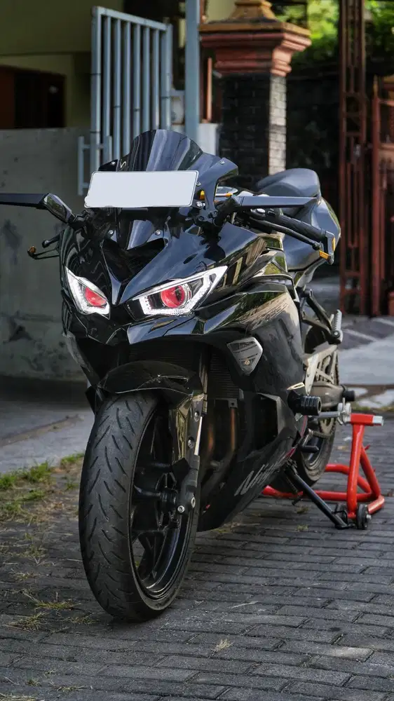 Kawasaki ZX25R 2024