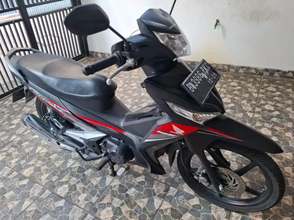 Km20rb pajak 10/2026 DKI, honda supra X 125 R CW DD charger 2021 mulus