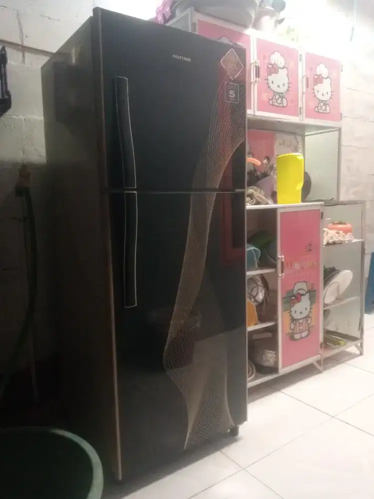 Kulkas 2 pintu polytron