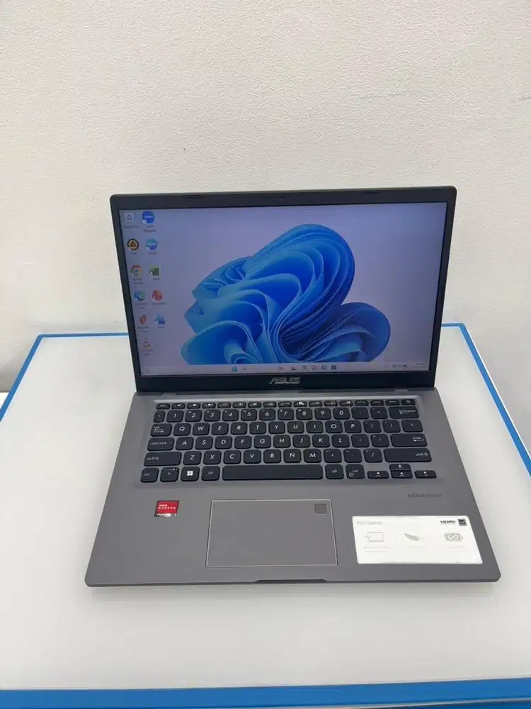 Laptop ASUS VivoBook M415DA AMD Athlon Gold 3150U RAM 4GB SSD 256 GB