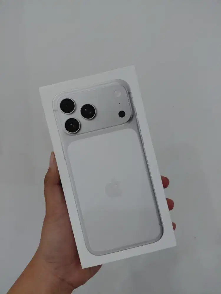IPHONE 17 PRO MAX WARNA SILVER, CICILAN BUNGA 0%