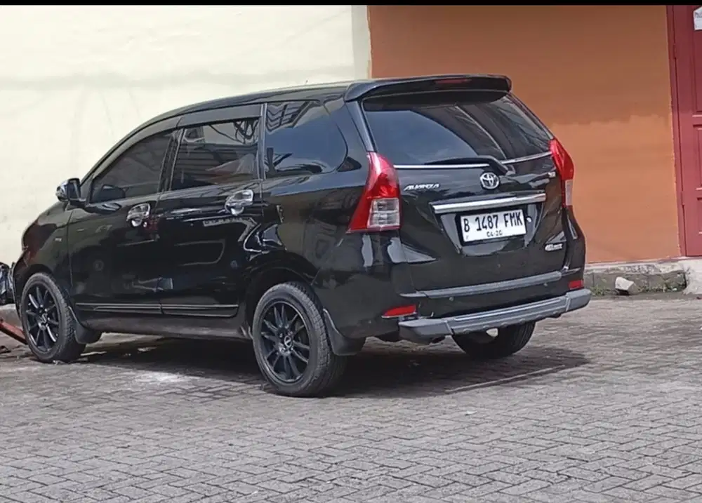 Toyota Avanza 2012 Bensin