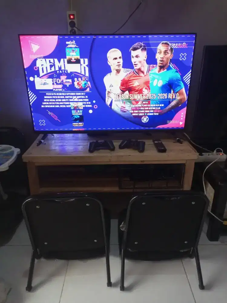 Dijual  1 set PS 3 Slim + TV 43' + meja + kursi (bisa beli satuan)