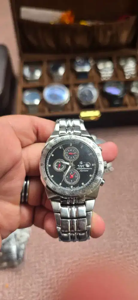 Jam tangan pria