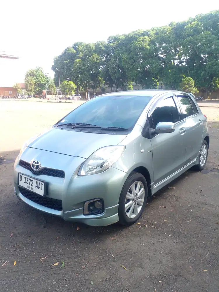 Km low Yaris e matic 2013