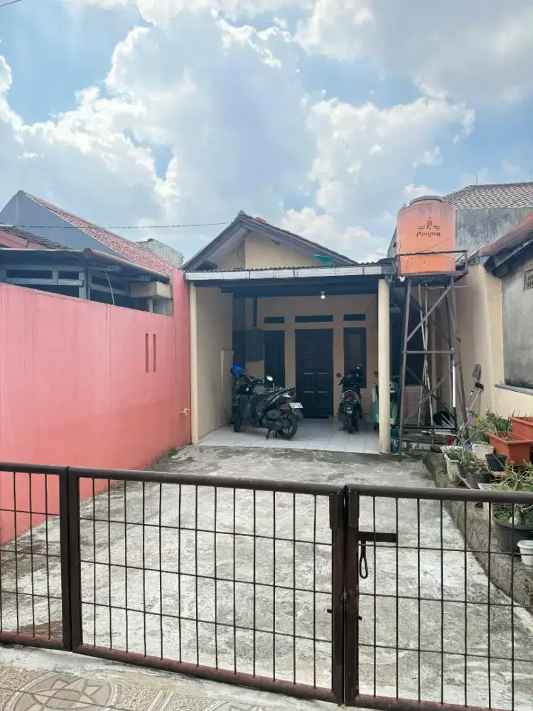 Disewakan Rumah Nyaman Dan Asri Komplek BPK V Gandul_Cinere kota Depok