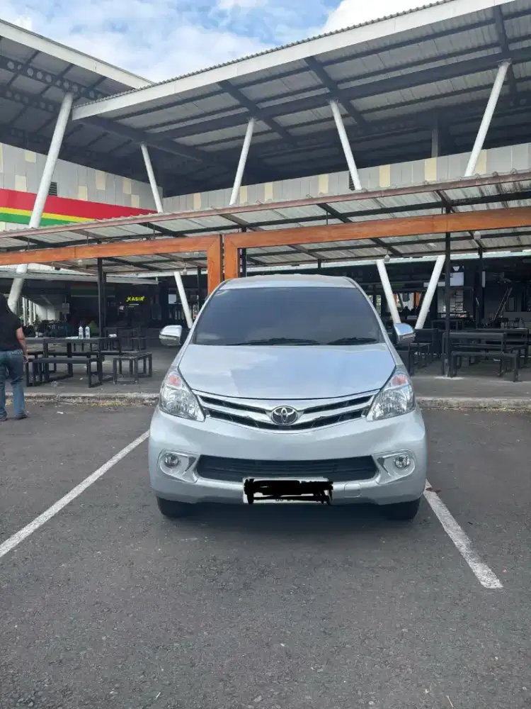Toyota Avanza type G 1.3 matic 2014
