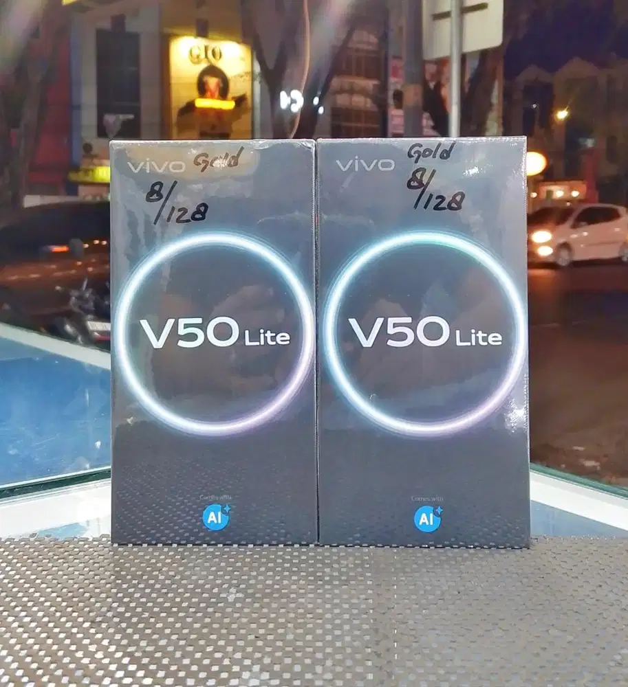 Baru...Vivo V50 Lite Ram 8+8/128 Segel/Garansi resmi.
